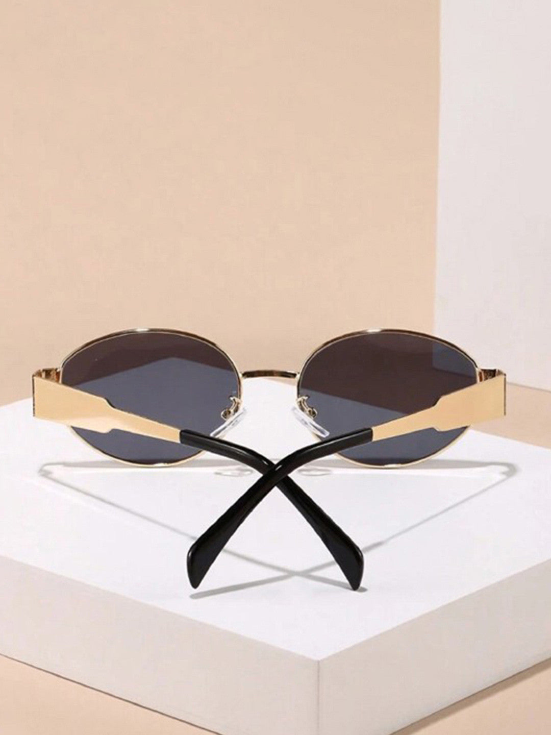 Retro Oval Sunglasses - Vintage Inspired Metal Frame Sunnies